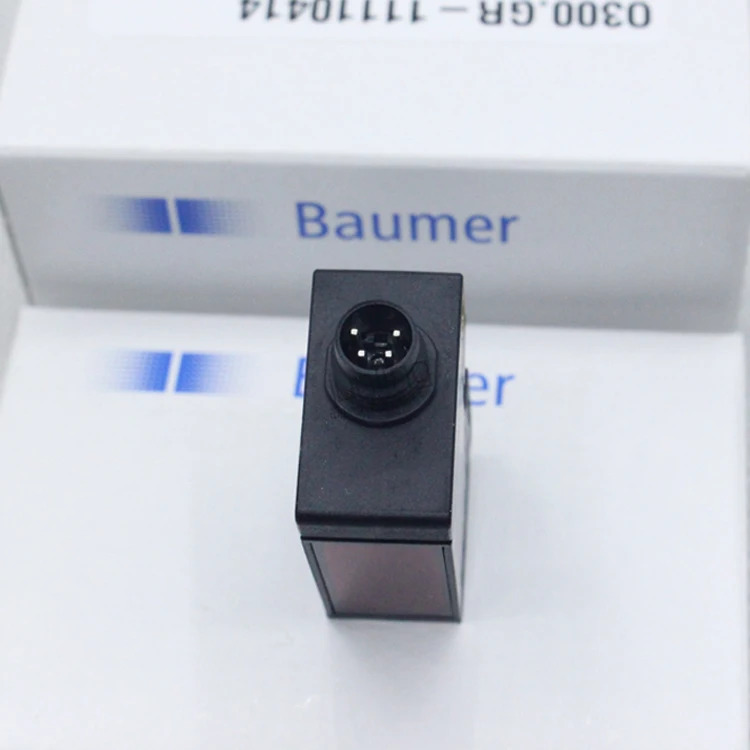 O300.GR-11110414 바우머 확산 반사 광전센서센서 0300.RR-11110443