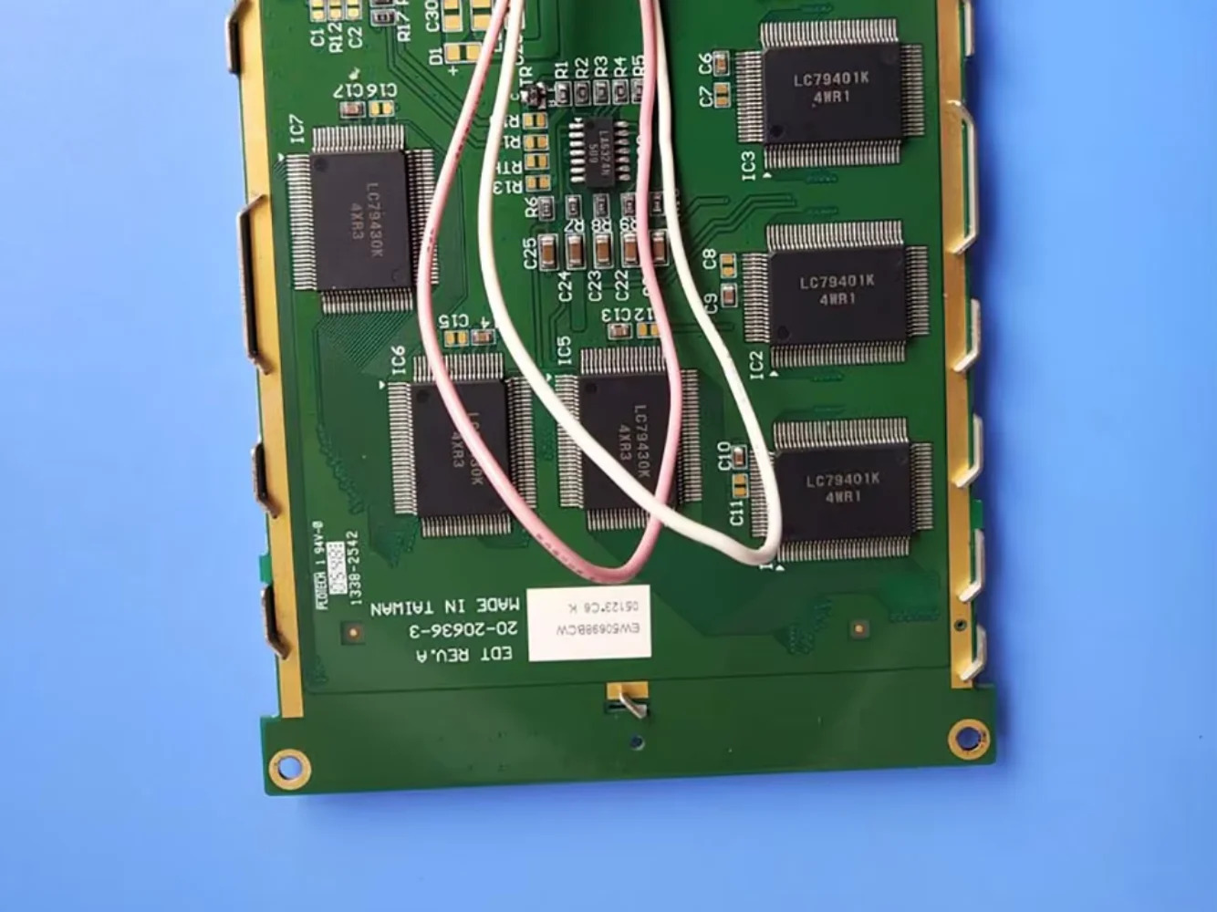 EW50698BCW LCD 디스플레이 화면