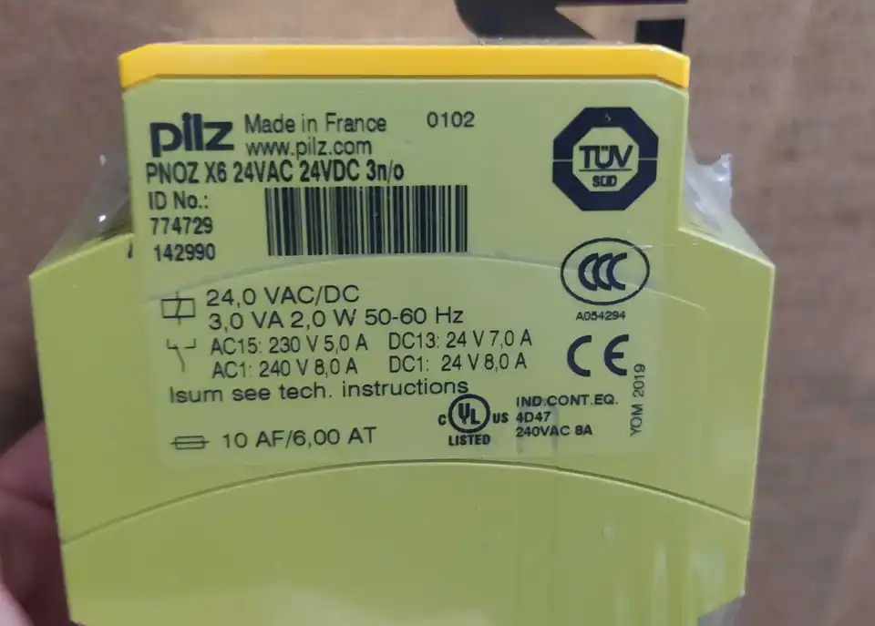 PNOZ X6 PILZ 릴레이 일련 774729 신