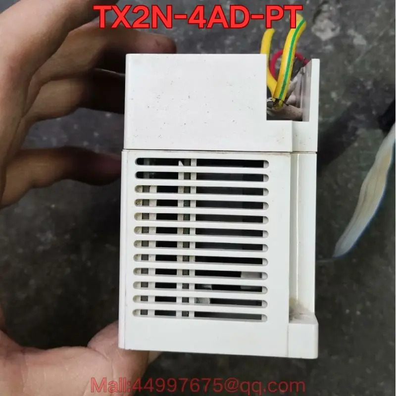 리퍼 TX2N-4AD-PT PLC 모듈 기능 리퍼는 정상