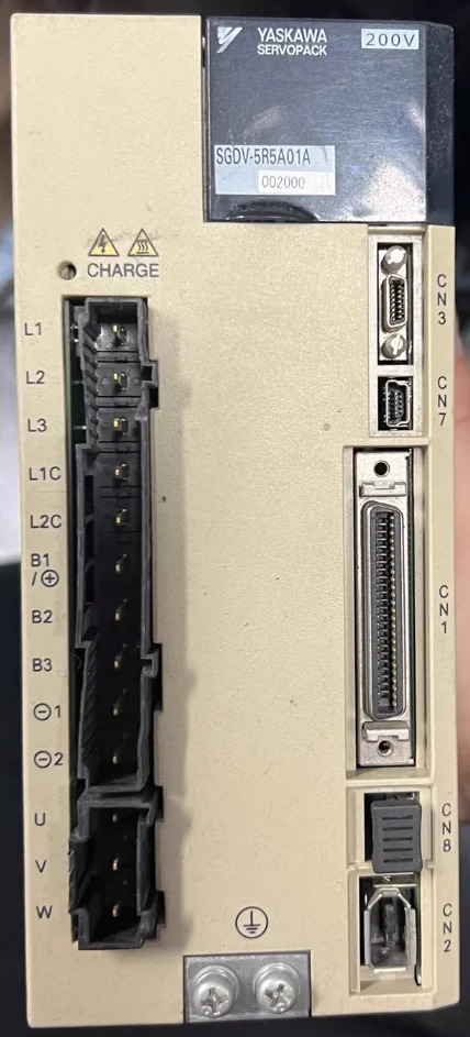 SGDV-5R5A01A002000 리퍼 서보 드라이브 SGDV 5R5A01A002000