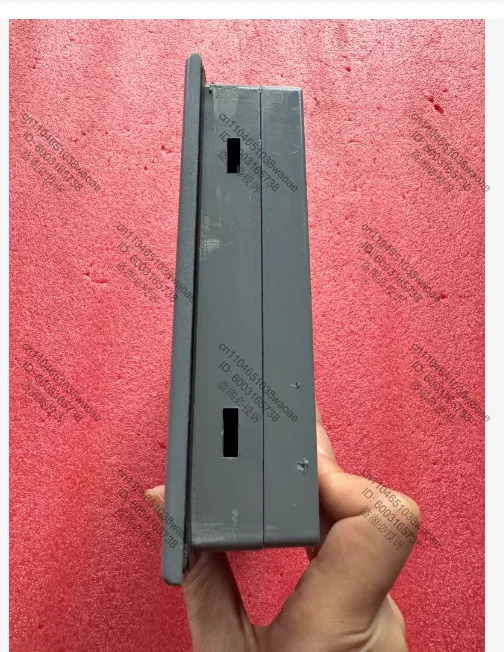 7인치 터치스크린 모델 EA-070B 리퍼 완료.