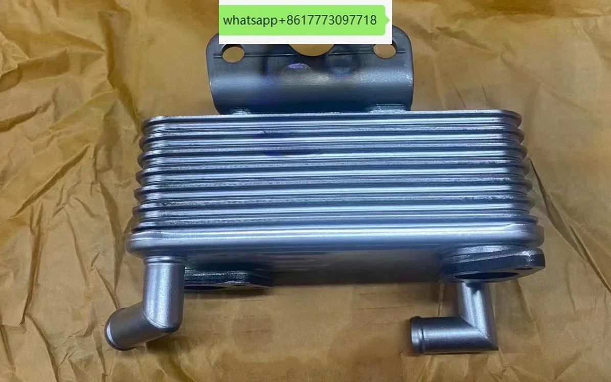 엔진 부품 Egr 쿨러 Me230210 for 4m50 ME226760 ME230210 굴삭기 오일 쿨러쿨러