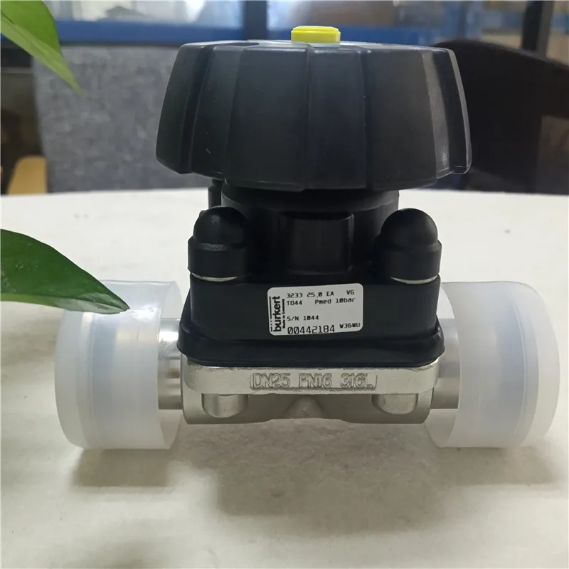Burkert Bode 3233 다이어프램 밸브 수동 316L 스테인리스 스틸 소재 클램프 용접