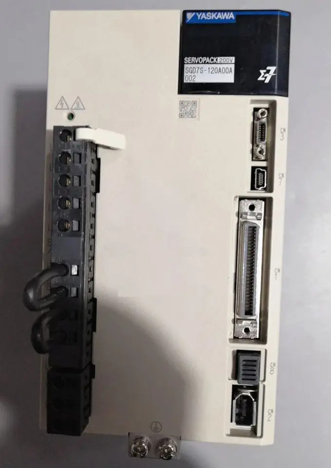 SGD7S-120A00A002 서보 드라이브 SGD7S 120A00A002 신