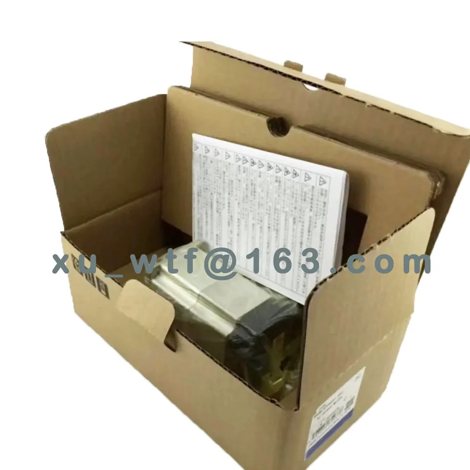 오리지널 서보모터 R88M-K75030T-BS2 R88M-K75030T-BS2-Z 포장 신