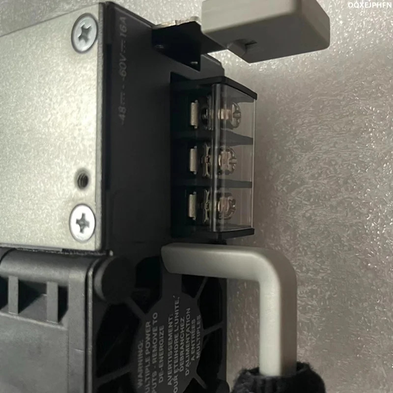 CISCO DC 650W PWR-CC1-650WDC DPS-650AB-33 B 341-리퍼 전원공급장치 101118 -01 341-