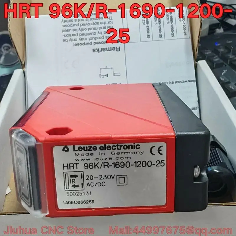 HRT 96K/R-1690-1200-25 형광 센서는이 필요