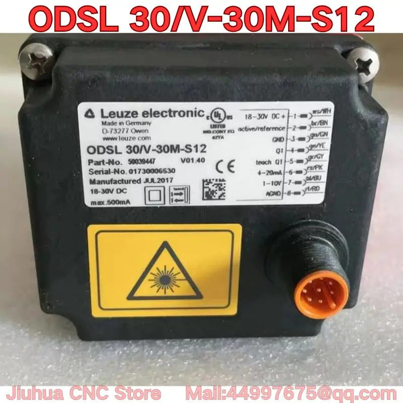 ODSL 30/V-30M-S12 거리 측정 센서