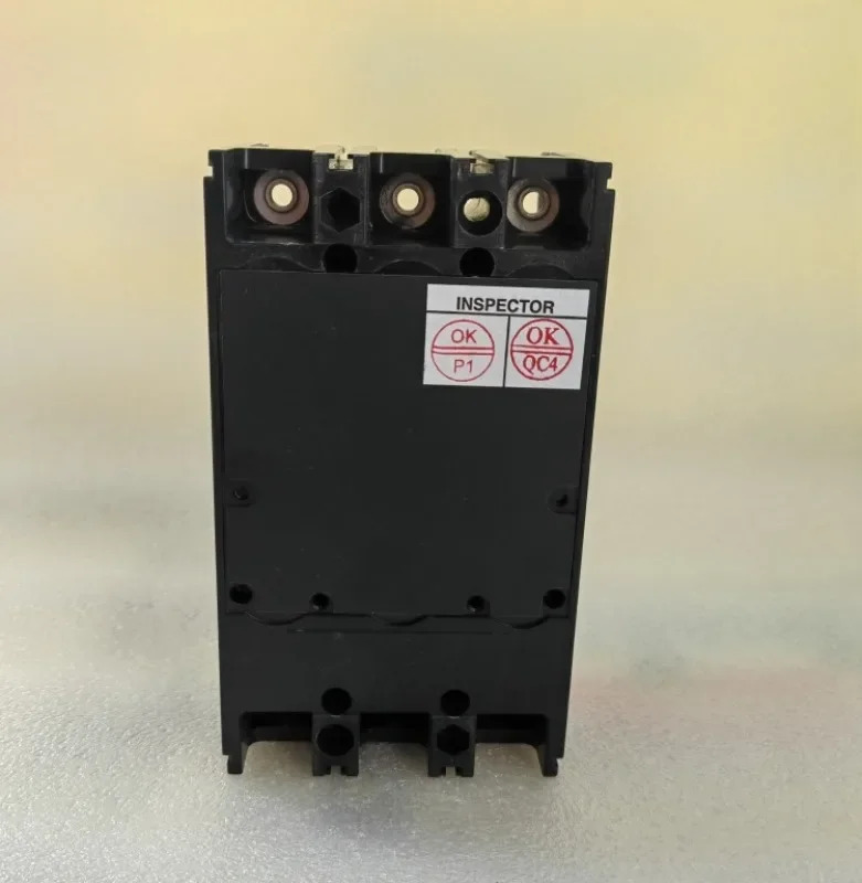 Terazaki 회로차단기 E50-SF는 XS30NB XS50NB XE50NS 3P 고정형을 대체할 수 있습니다.