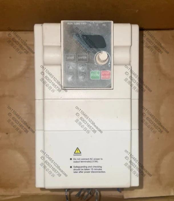 인버터 CDI-EM60G3R7T4B UV420 3.7KW 380V 입력 전압 출력 0-380V 작동 전류 9.5A 리퍼 완료 OK