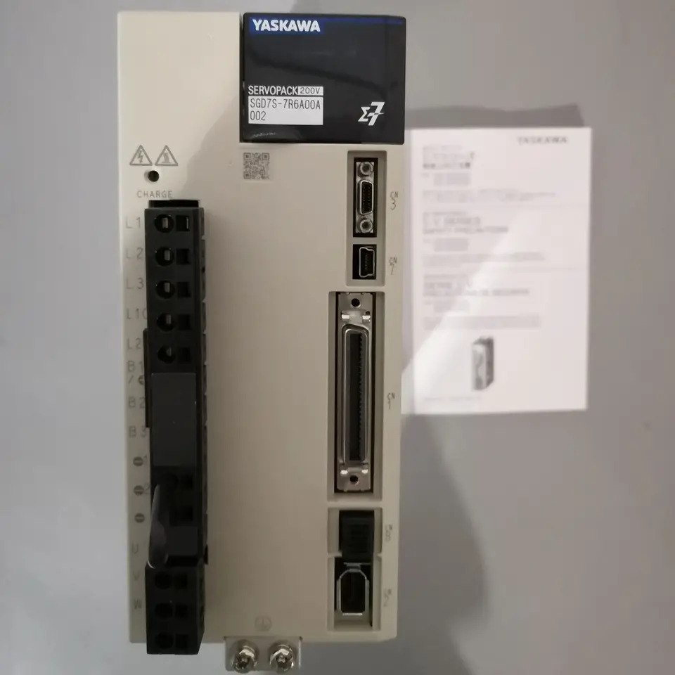 SGD7S-7R6A00A002 서보 드라이브 SGD7S 7R6A00A002