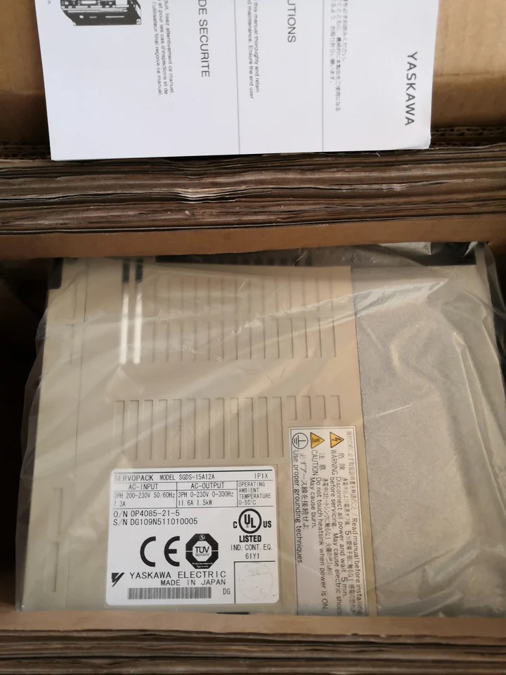SGDS-15A12A 서보 드라이브 SGDS 15A12A 신