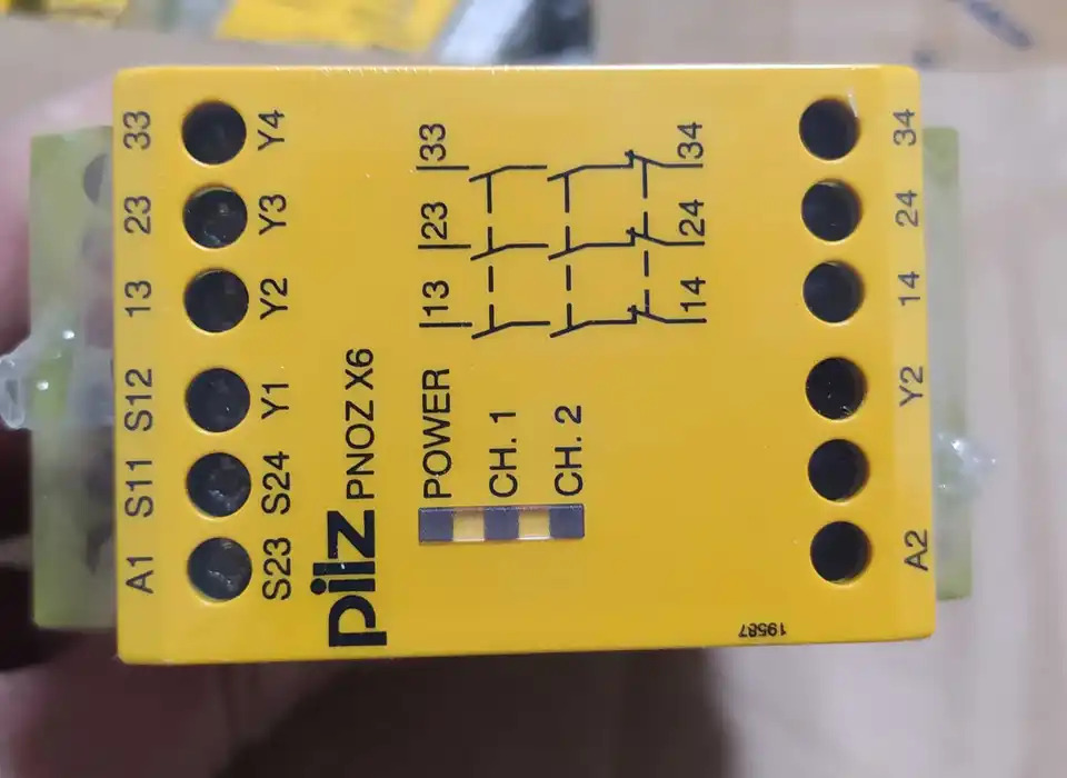 PNOZ X6 PILZ 릴레이 일련 774729 신
