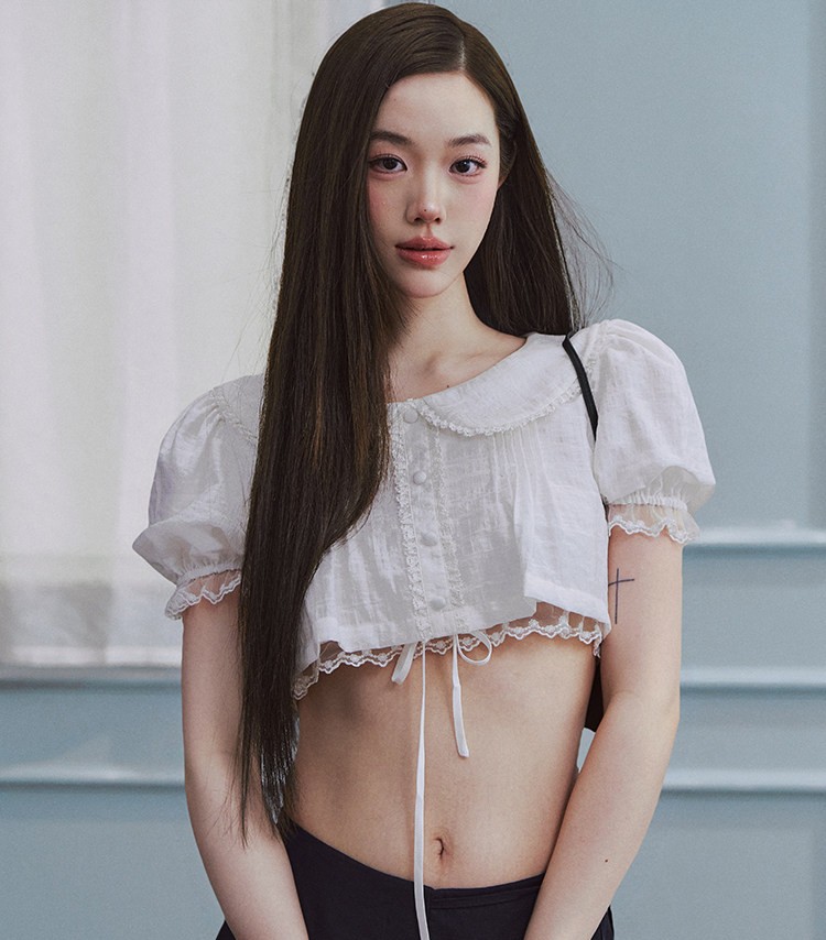 LaluneDuCiel 프릴블라우스 레이스 둥근카라 크롭 여성 반팔 블라우스 - 상품 이미지