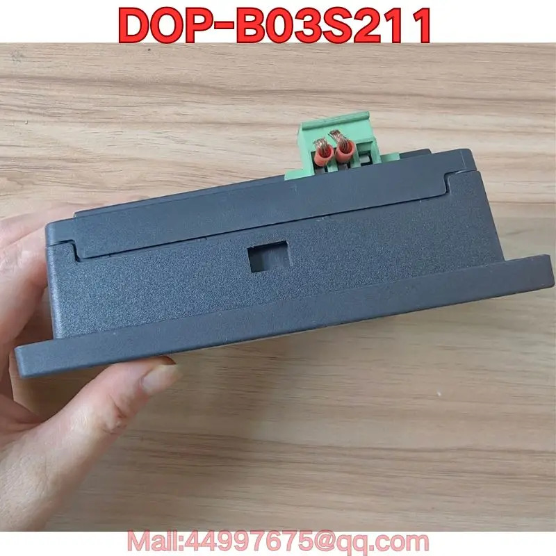 DOP-B03S211 터치스크린