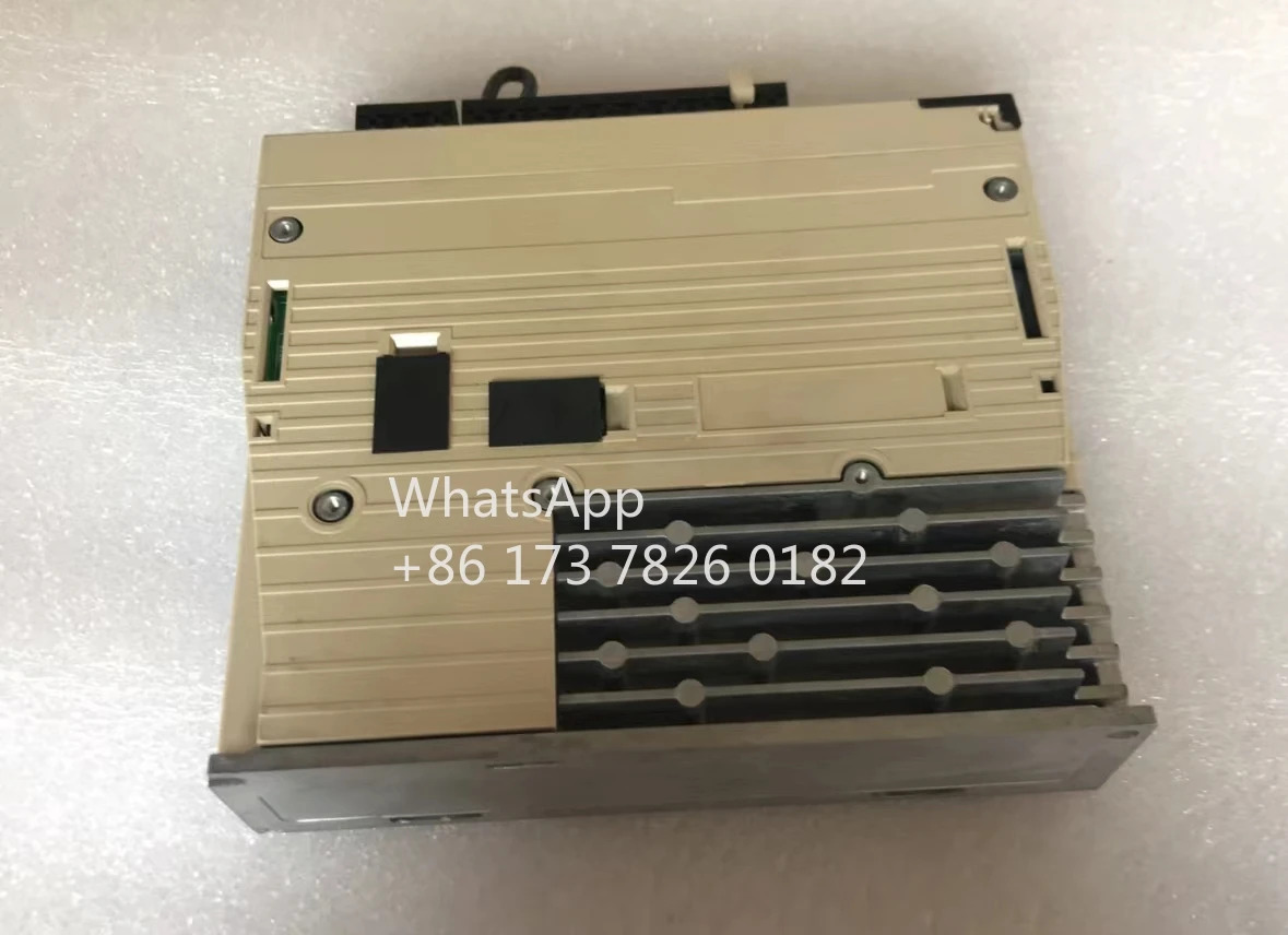 SGDV-R90A11A 서보 드라이브 100W 기능을 리퍼하여 정상 작동