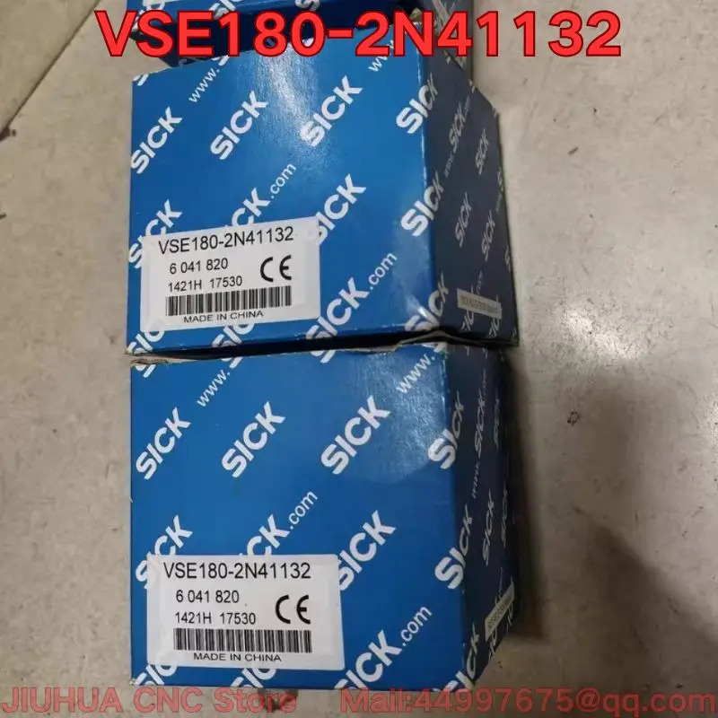 VSE180-2P41132 VSE180-2N41132 광전스위치 센서