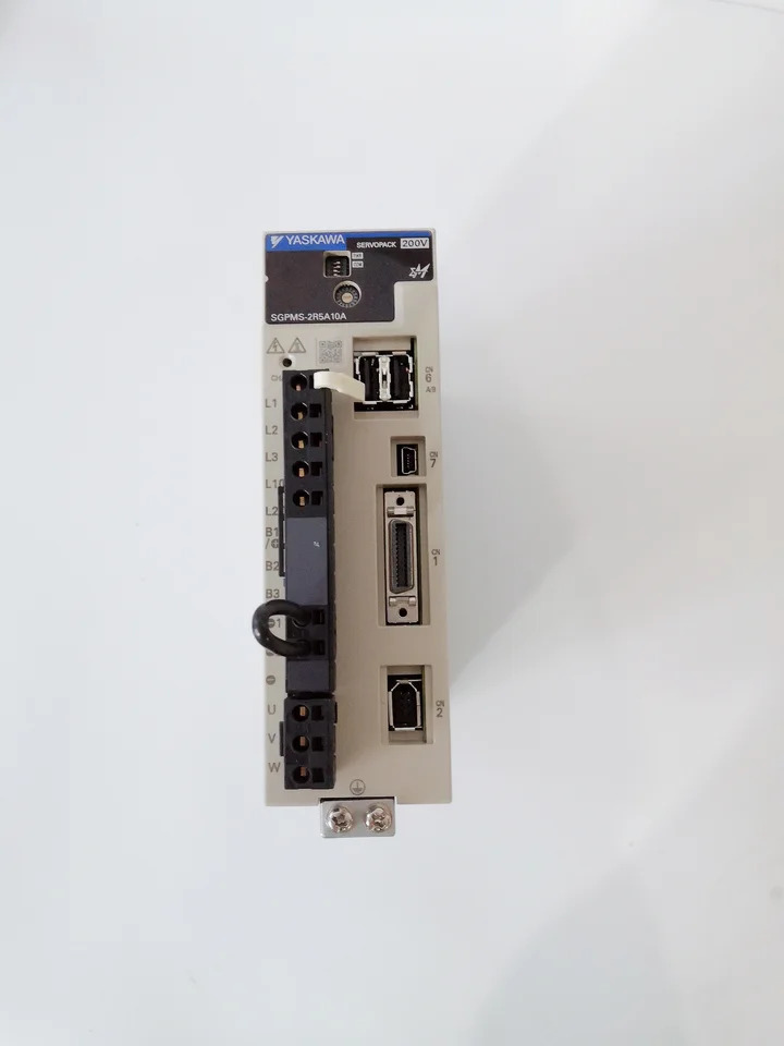SGPMS-2R5A10A 서보 드라이브 SGPMS 2R5A10A