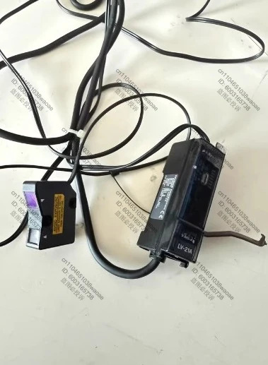 LV-21A 레이저 디지털 센서. LV-H37 센서 헤드 장착 완전 작동 리퍼 완료