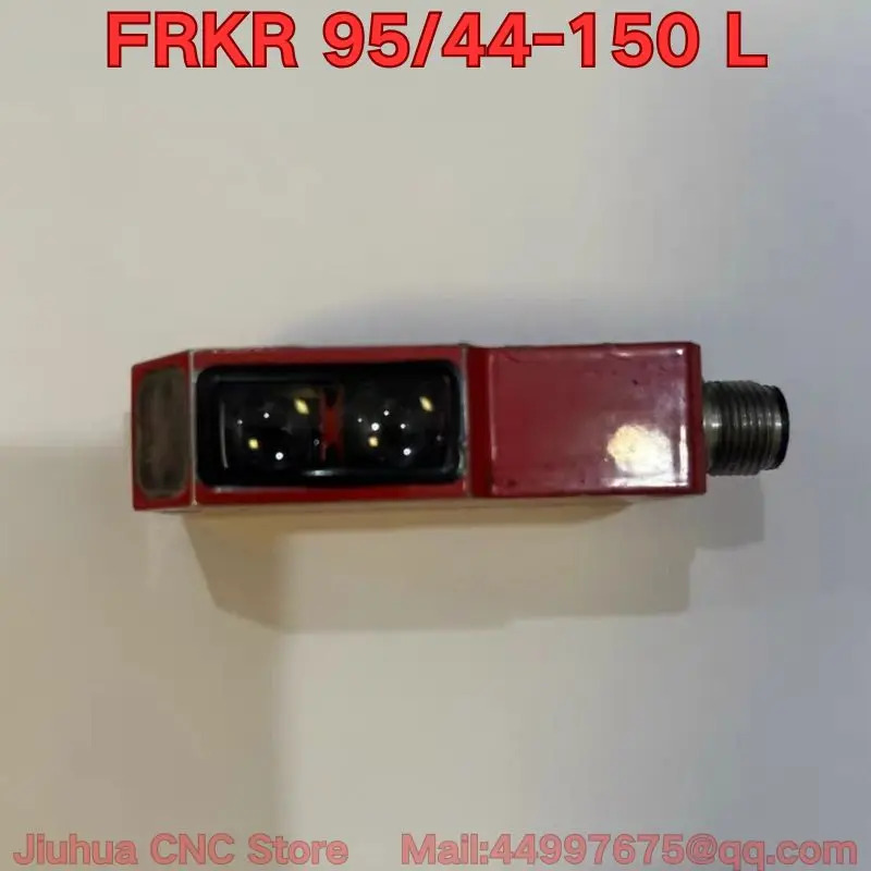 리퍼 FRKR 95/44-150 L 광전센서 기능 리퍼는 정상