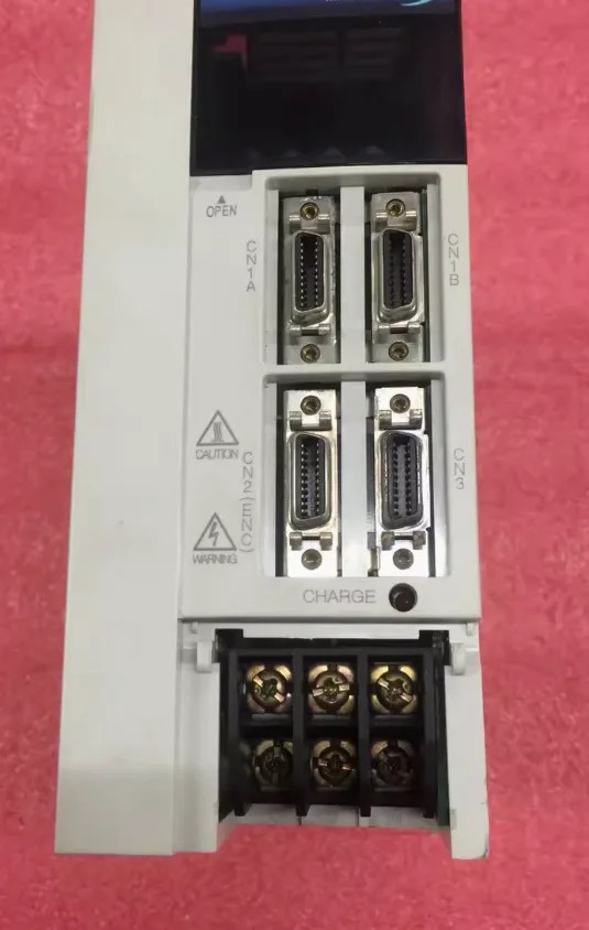 MR-J2S-350B MR-J2S-500A MR-J2S-500B MR-J2S-700A MR-J2S-700B 750-1504
