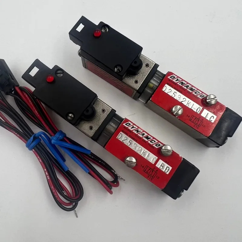 미국 DYNAMCO 솔레노이드 밸브 D2532KL 1PCS