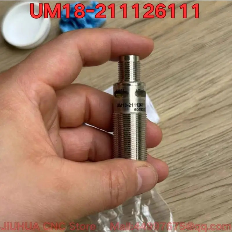 UM18-211126111 초음파 센서