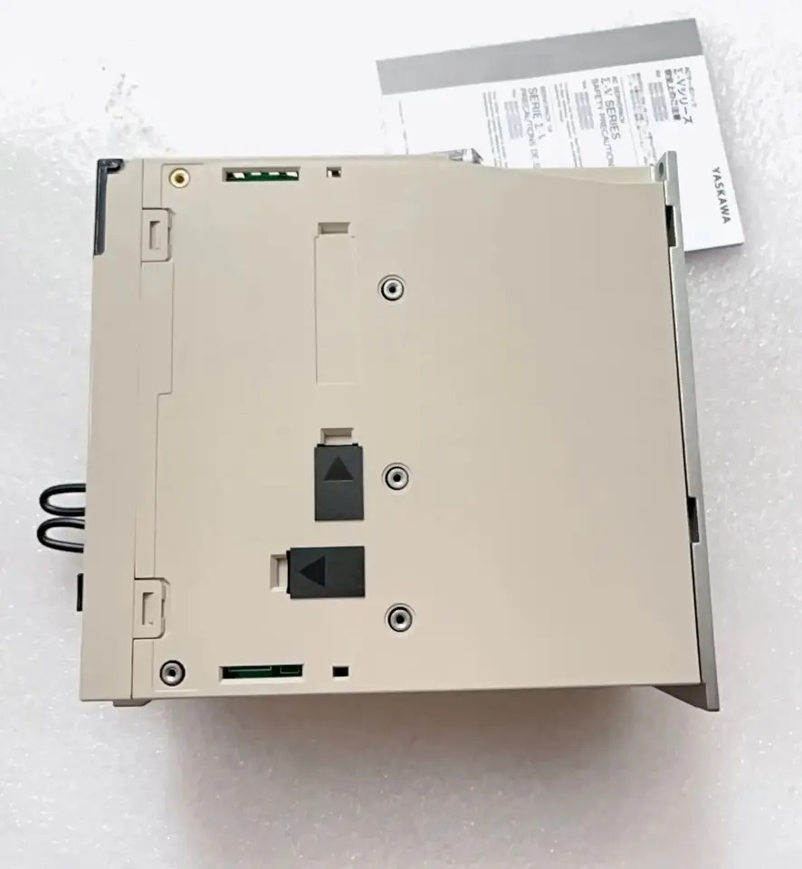 SGD7S-120A00A 서보 드라이브 SGD7S 120A00A