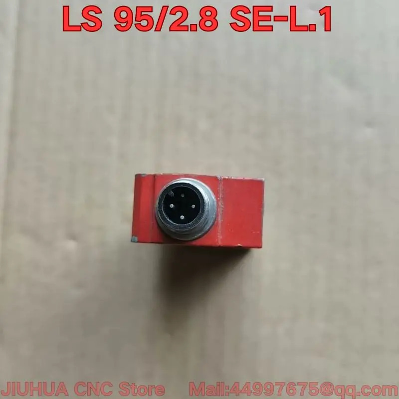 리퍼 LS 95/2.8 SE-L.1 광전센서 기능 리퍼는 정상