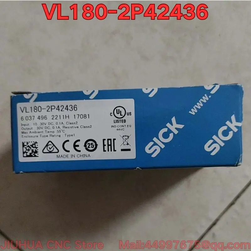 VL180-2P42436 광전센서