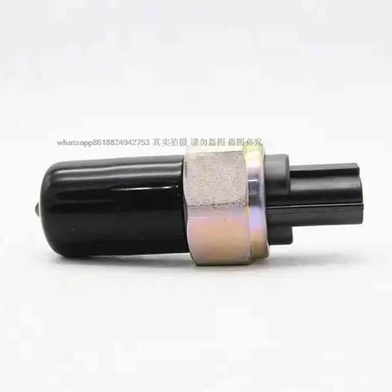 굴삭기 커먼레일 압력센서 FVR FRR FSR FTR 6HK1 8983069000 8-98306900-0