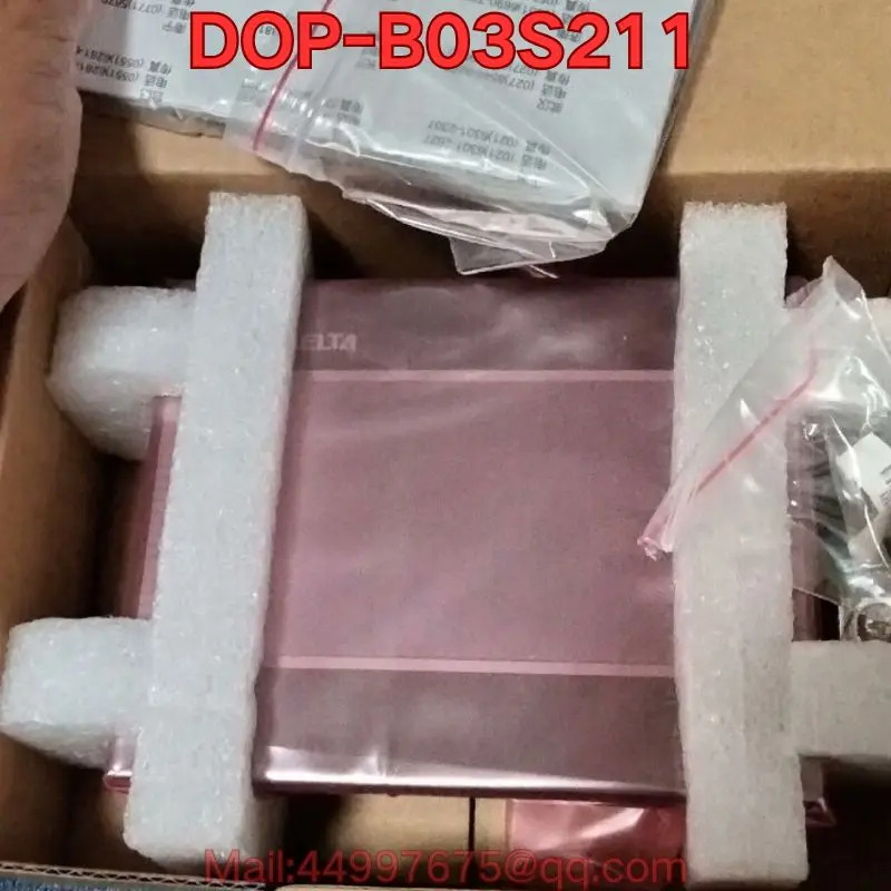 DOP-B03S211 터치스크린