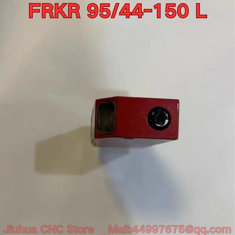 리퍼 FRKR 95/44-150 L 광전센서 기능 리퍼는 정상