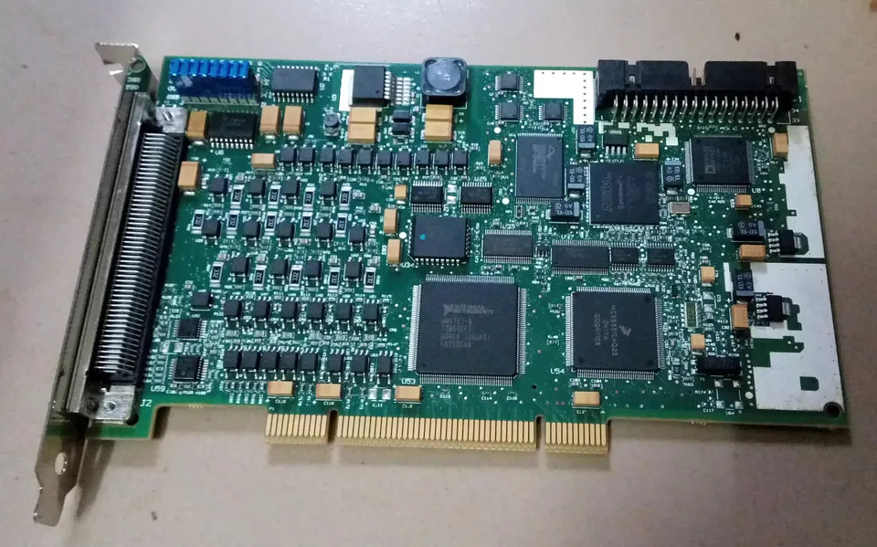 US NI PCI-7390 통신 정보 데이터 수집 DAQ4 축 모션 제어 카드