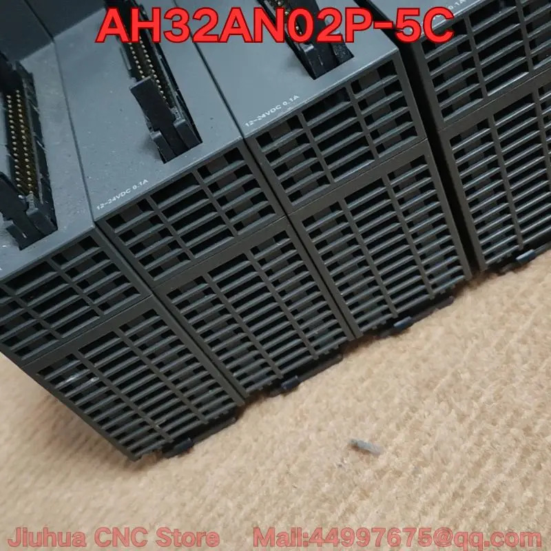 리퍼 AH32AN02P-5C PLC 모듈 기능 리퍼는 정상