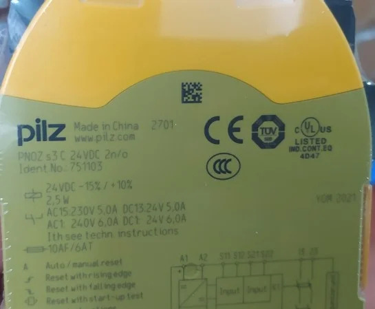 PNOZ S3C S3 PILZ 일련 751103 750103 신