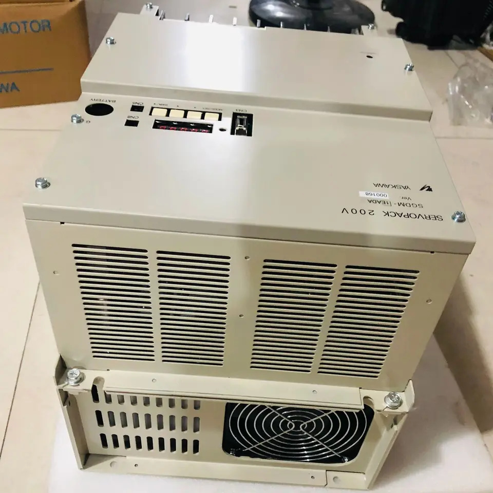 SGDM-1EADA 서보 드라이브 SGDM 1EADA 신