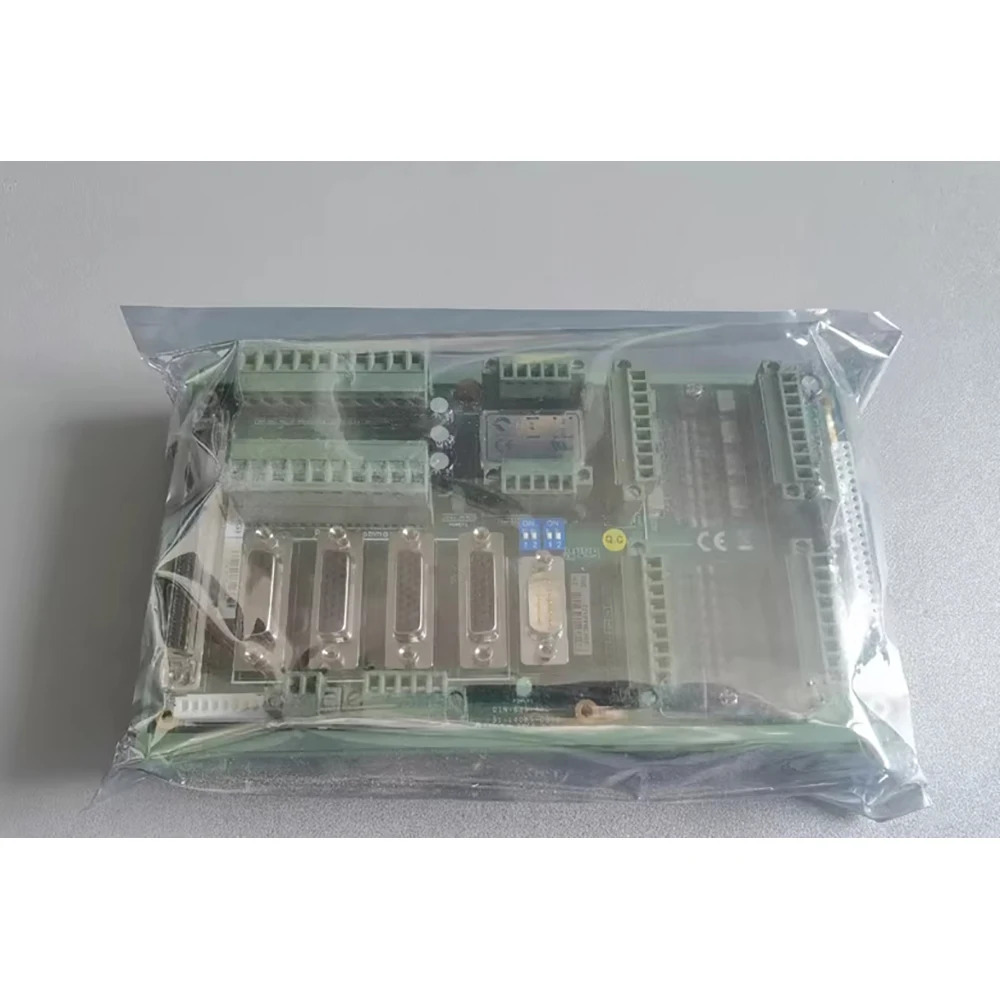 ADLINK DIN-825-4P0G 모션 제어 카드 터미널 보드
