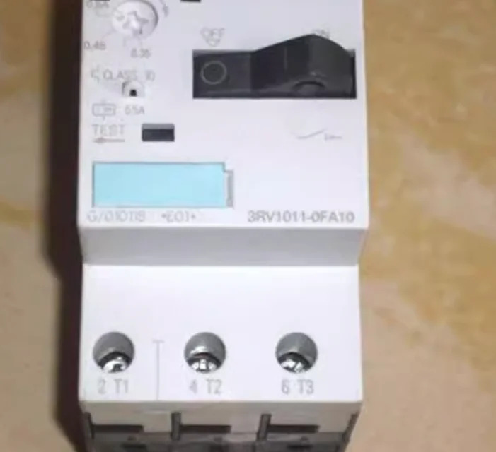 3RV1011-0FA10 3ZX1012-0RV01-1AA1 3SB3000-1HA20 3UG4614-1BR20 3UF7113-1AA01-0