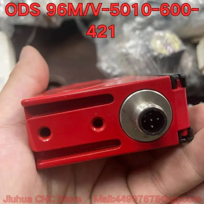 ODS 96M/V-5010-600-421 레이저 거리 측정 센서