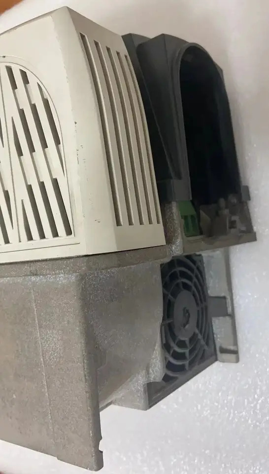 리퍼 인버터 드라이브 CT SP2403