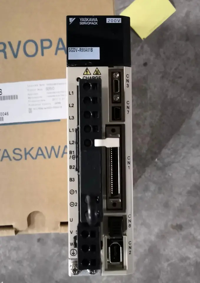 SGDV-R90A01B 서보 드라이브 SGDV R90A01B 신