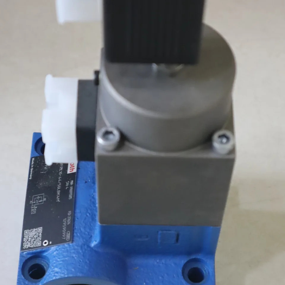 REXROTH 비례 유량 밸브 R900915815 2FRE10-43/50LBK4M