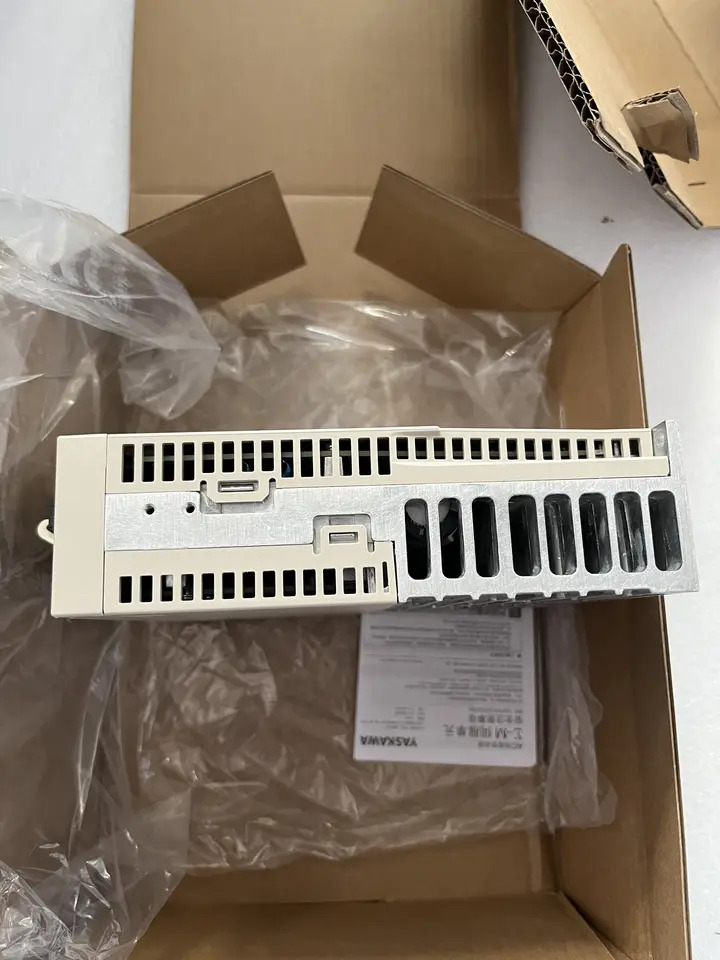 SGPMS-2R5A10A 서보 드라이브 SGPMS 2R5A10A