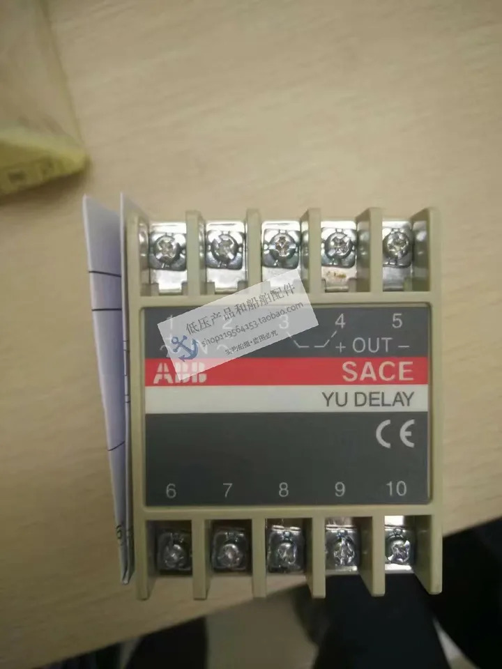 오리지널 ABB 전저전압 지연 프레임 스위치 액세서리 61000606/1SDA038320R1 신
