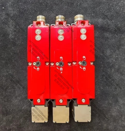 보안 스위치 STA4A-2131A024L024RC18C1826 AC-15 4A 50V DC-13 24V
