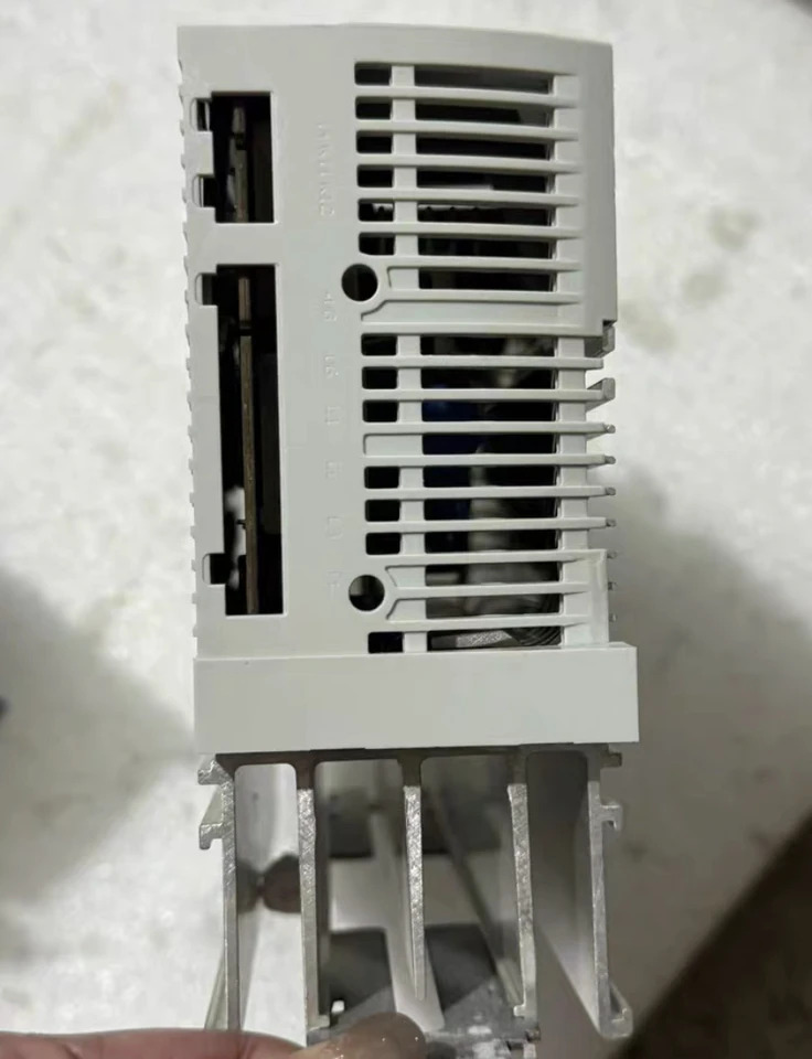E82EV751-4C200 리퍼 완료