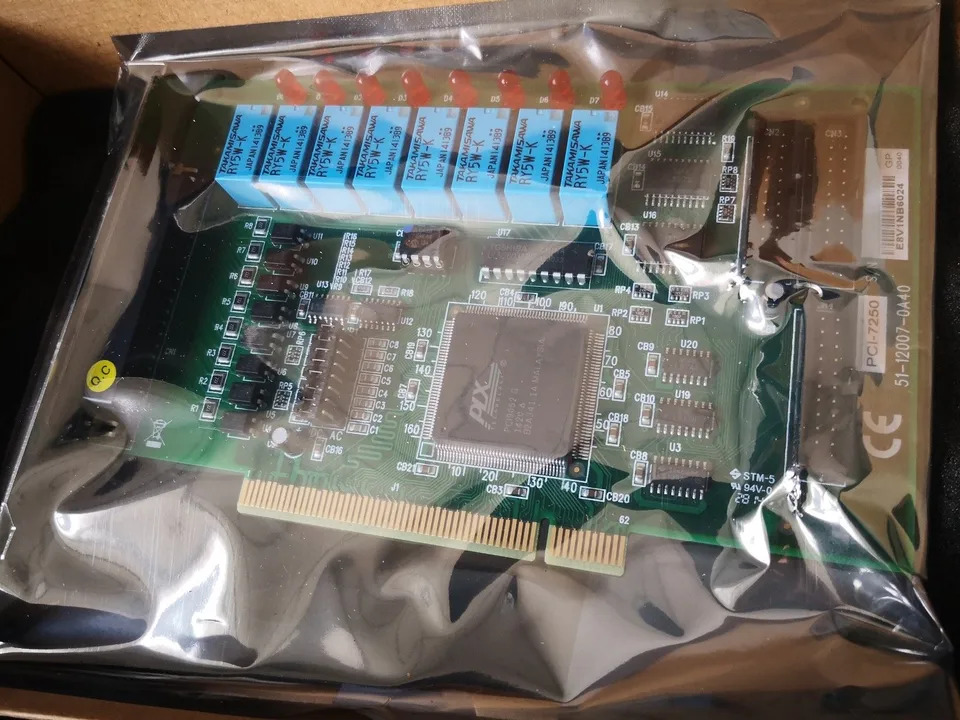 ADLINK PCI-7250 스위칭 입력 출력 수집 신