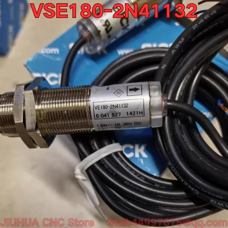 VSE180-2P41132 VSE180-2N41132 광전스위치 센서